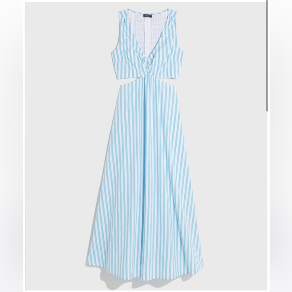 Vineyard Vines Cutout Maxi Dress Color: Kitt Stripe-Mist Blue - Picture 3 of 10